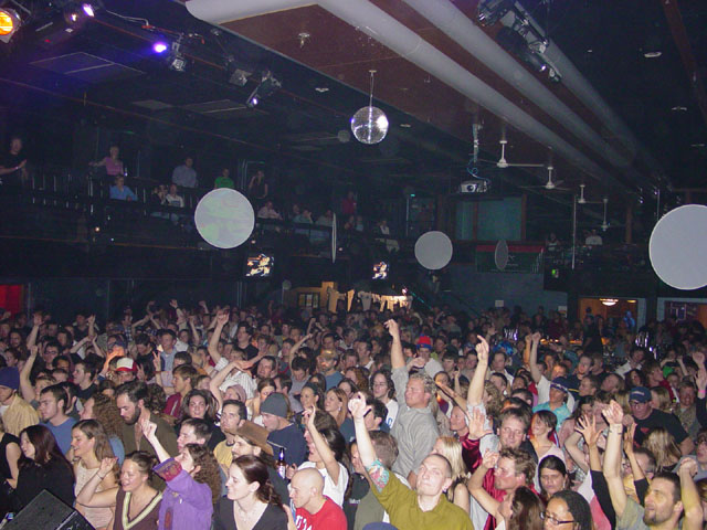 TheCrowd2-14-03